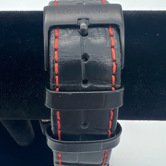 Like New Kenneth Cole Mens KC51083003 Automatic Tonneau Watch W/ Black Leather - Picture 6 of 6